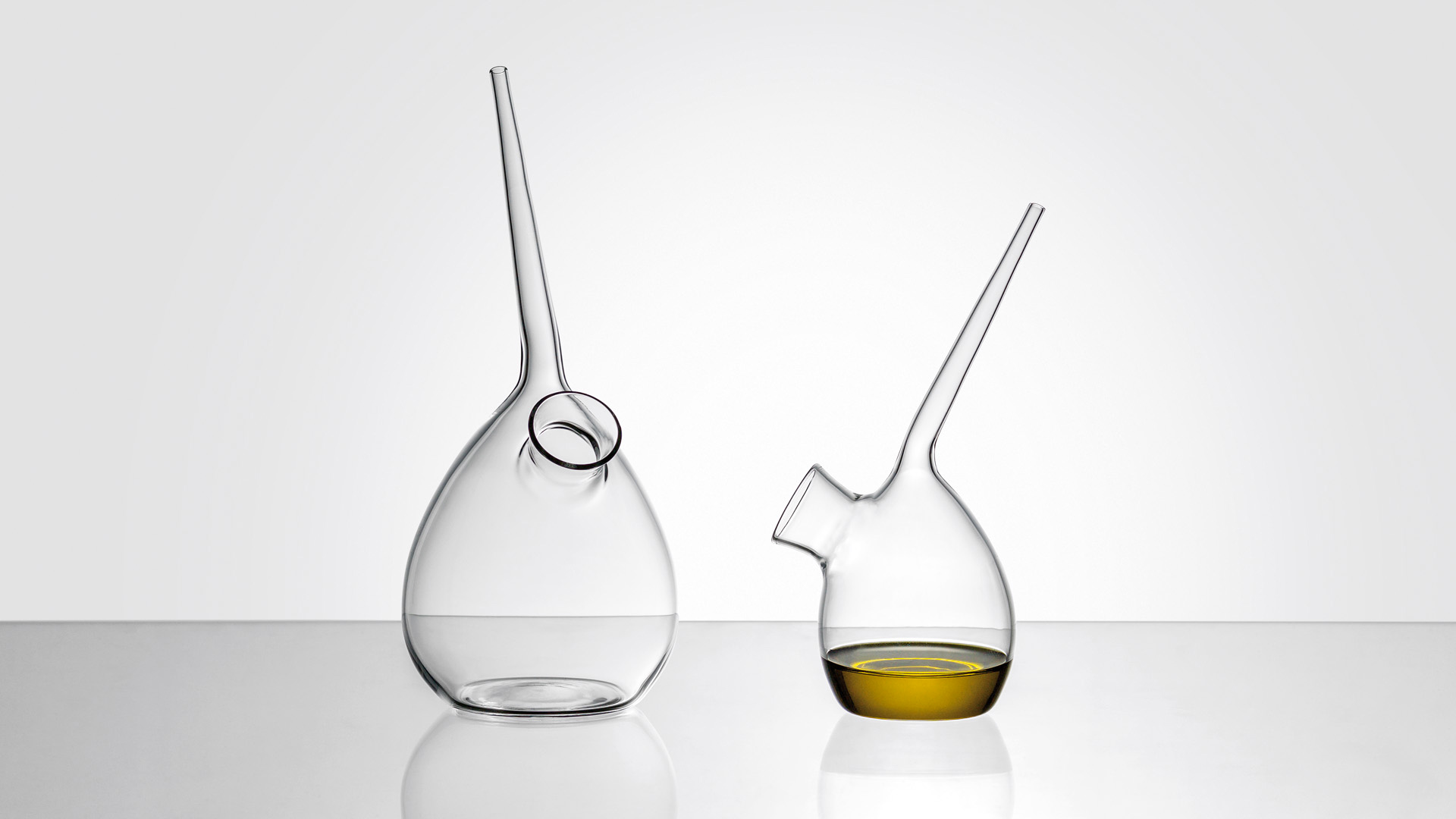 Oliere Olivia | design: Simone Micheli 